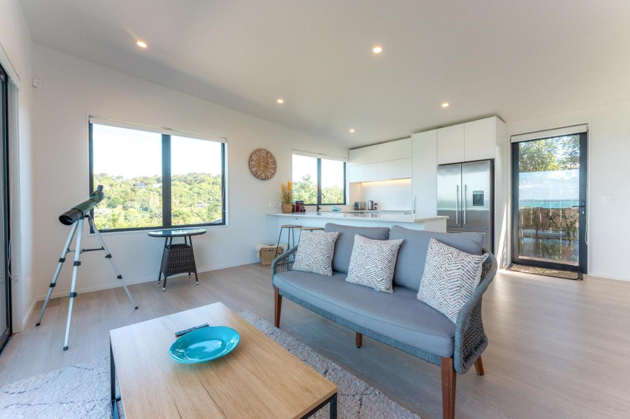 Luna Cottage. Stunning ocean views on Waiheke Oneroa Exteriör bild